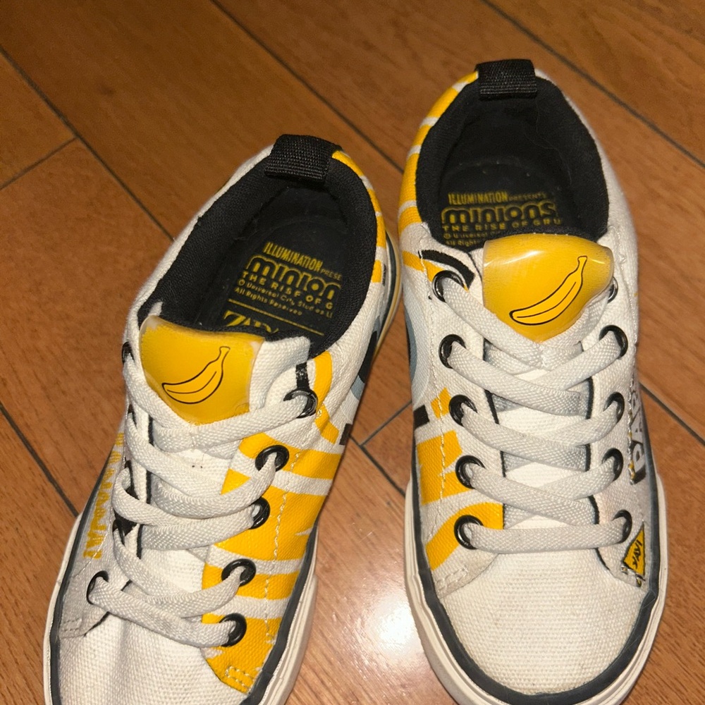 Zara*Minions* Kids Yellow and White Sneakers Classic Low-Top Design